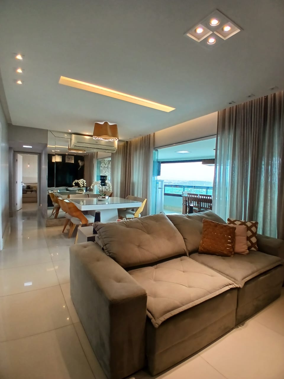 SALA-DE-ESTAR-C-SALA-DE-JANTAR