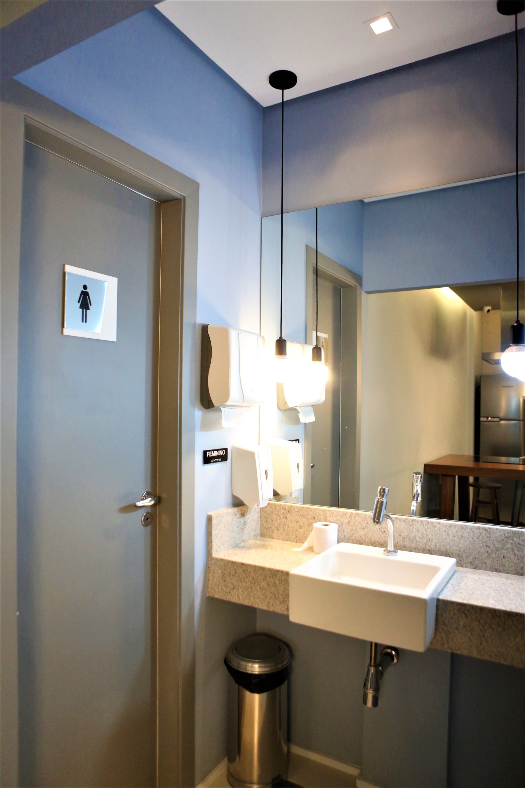 banheiro-externo-scaled